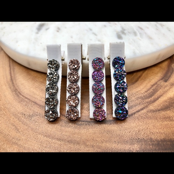 Multi Hair Clip Set Pack Of 4 - Picture 2 of 5